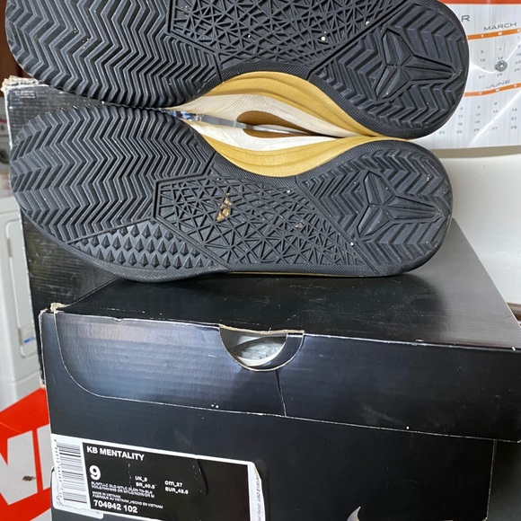 Nike Kobe KB Mentality - Picture 6 of 8